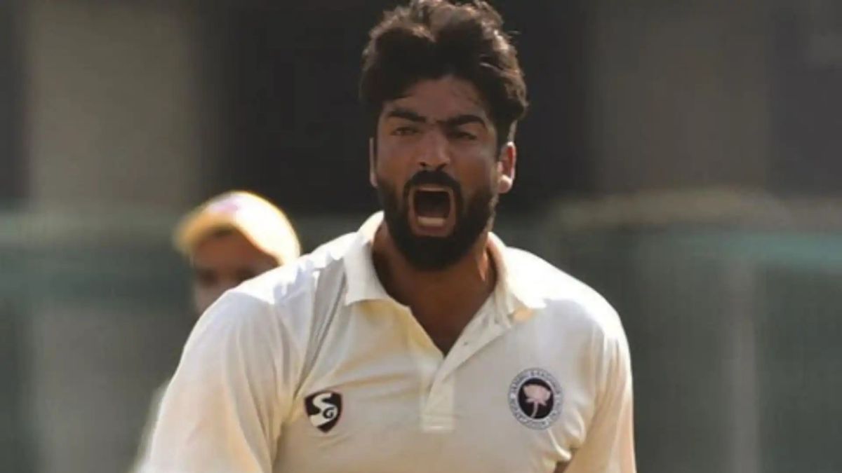 who-is-umar-nazir-mir-the-next-big-thing-from-jk-who-tore-apart-rohit-rahane-and-dube