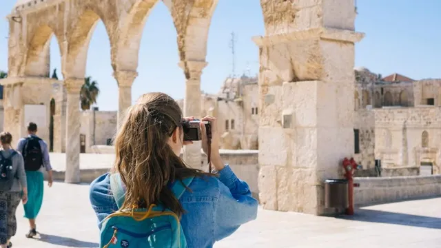 lucknow-tourism-up-govt-approves-rs-1635-cr-to-develop-key-pilgrimage-projects-details