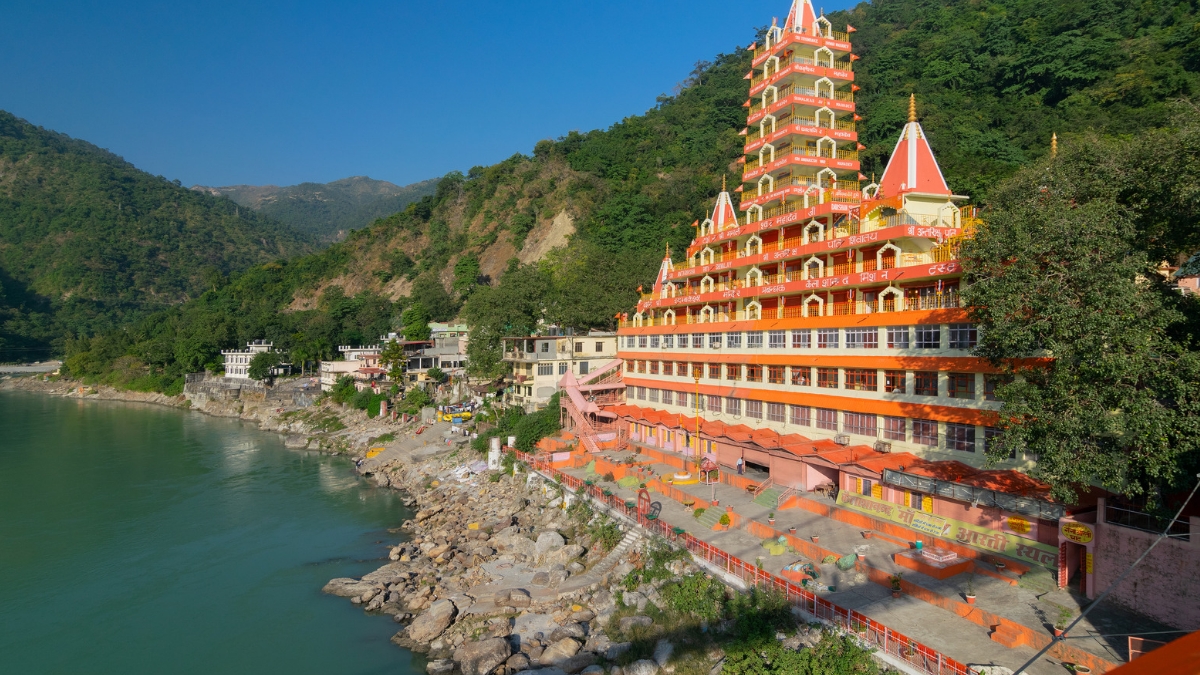 Top 10 beautiful cities on the bank of River Ganga rishikesh