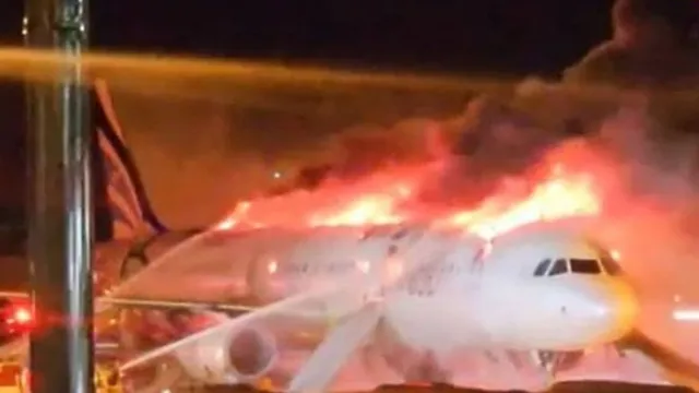 south-korean-passenger-plan-catches-fire-at-gimhae-international-airport-all-176-onboard-evacuated