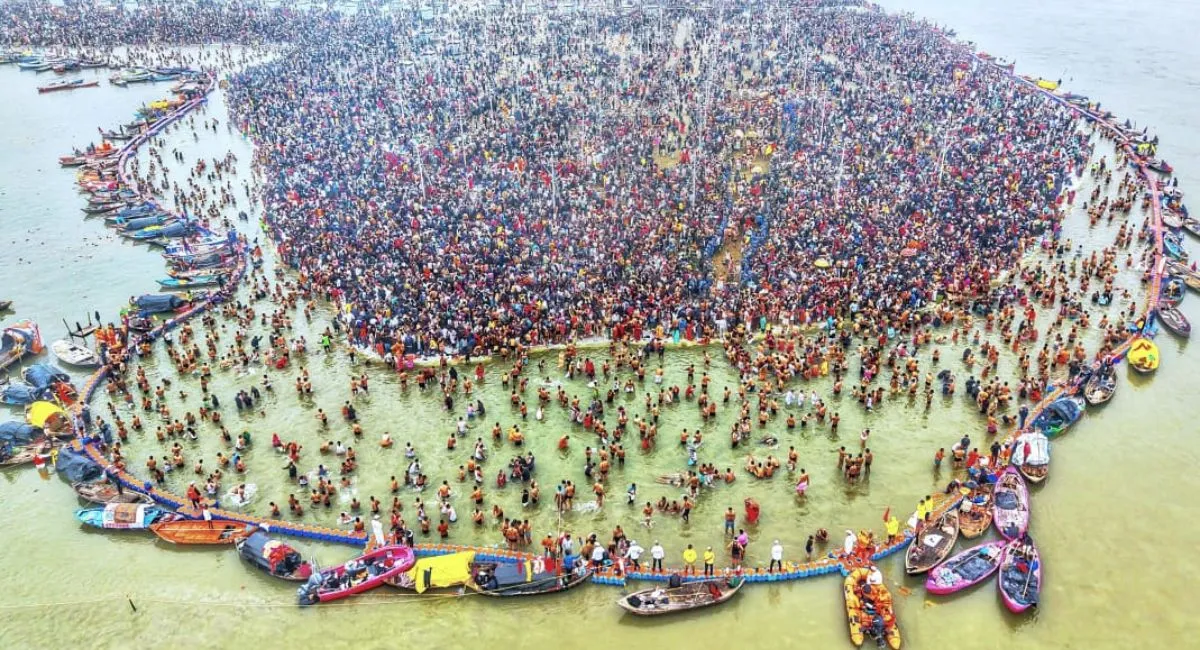 mahakumbh-prayagraj-flight-ticket-prices-skyrocket-aap-seeks-centres-intervention-vhp-calls-out-airlines