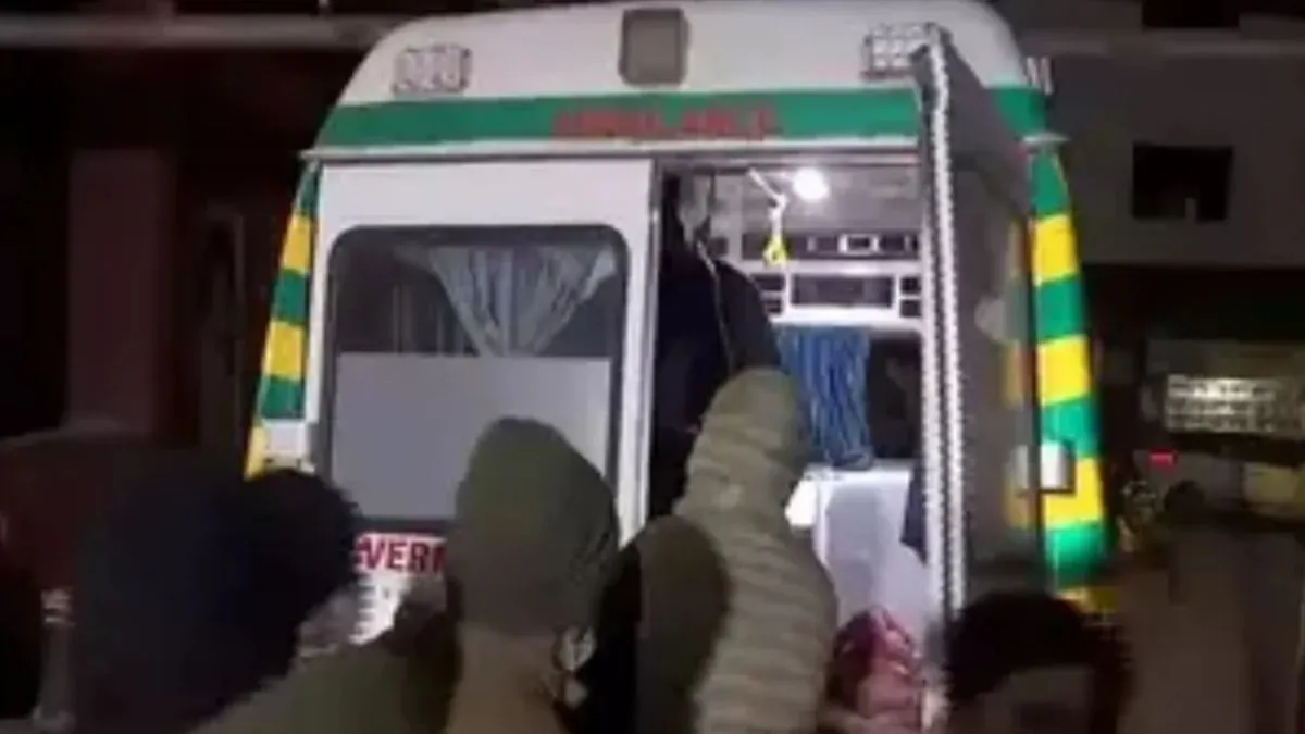j-k-news-delhi-aiims-medical-team-visits-rajouri-to-investigate-mysterious-disease-details