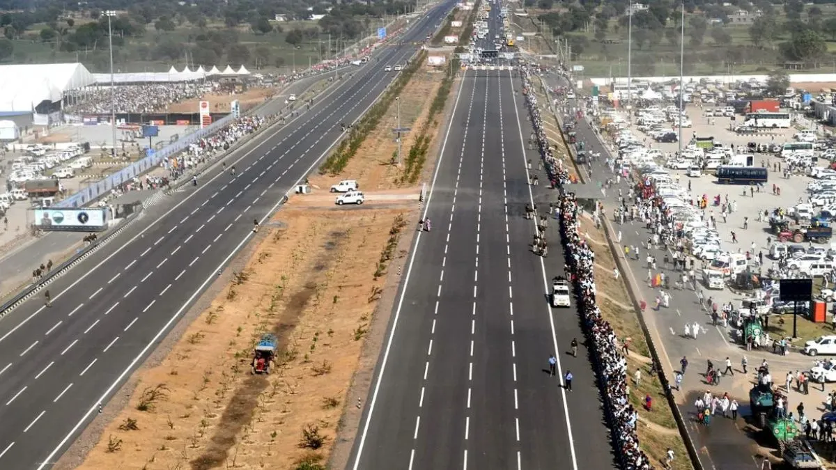 mumbai-pune-expressway-remains-highest-earning-eway-with-rs-163-crore-revenue-in-december-2024