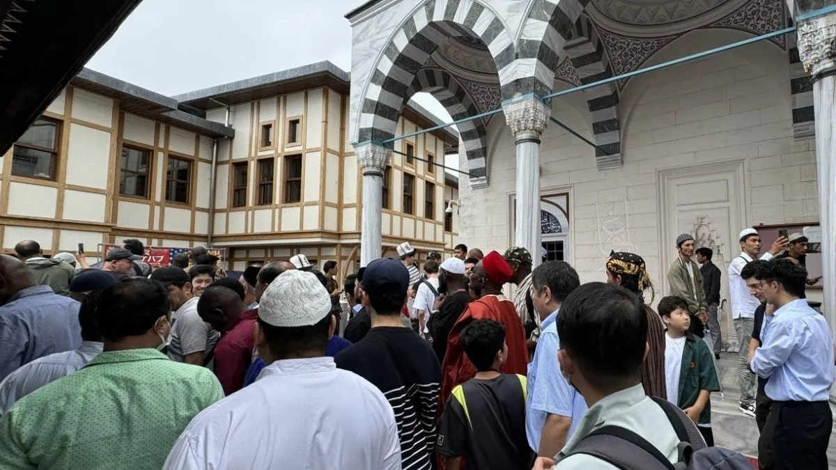 japans-rapidly-growing-muslim-population-sparks-concern-over-burial-rights-religious-inclusion-heres-why
