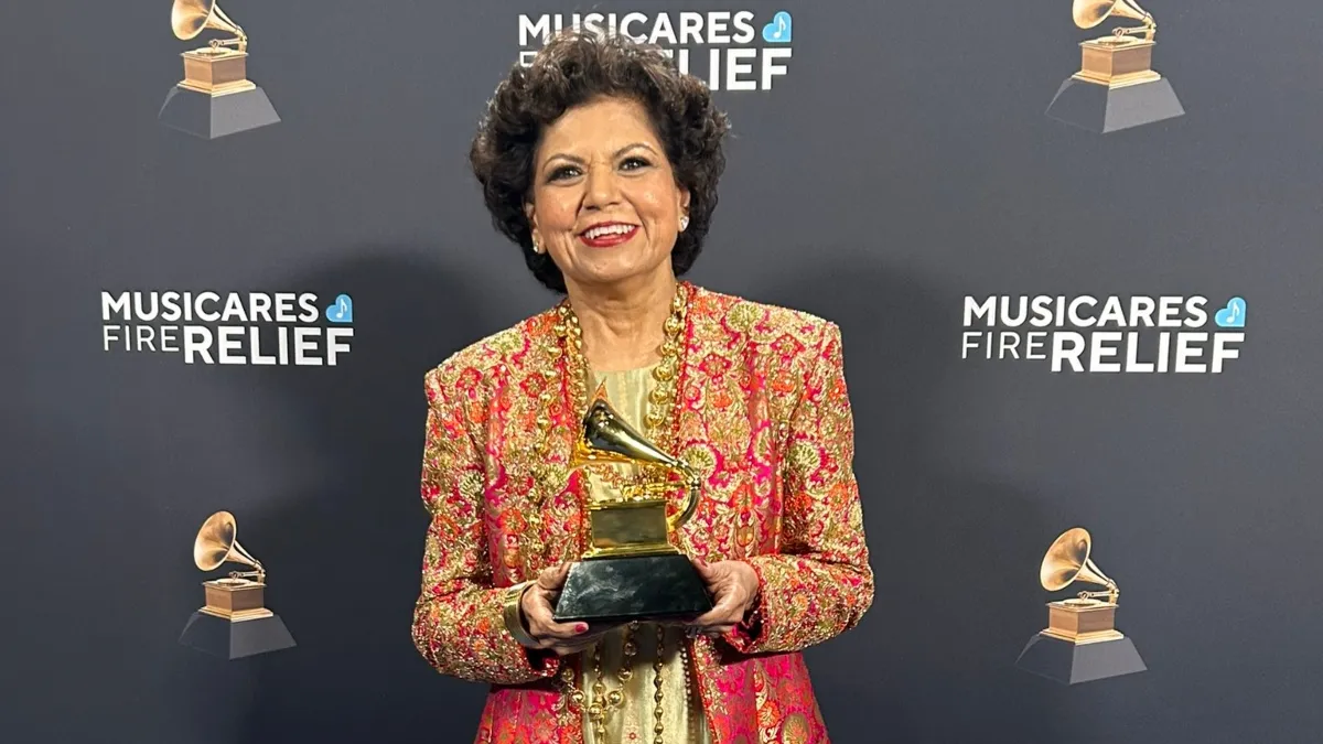 who-is-indianorigin-musician-chandrika-tandon-know-all-about-global-business-leader-who-won-her-first-grammy