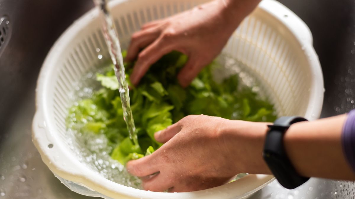 ways to clean green vegetables at home (1)