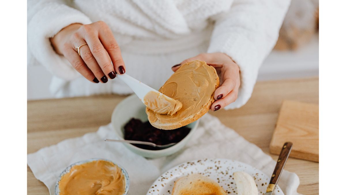 apple-butter-toast