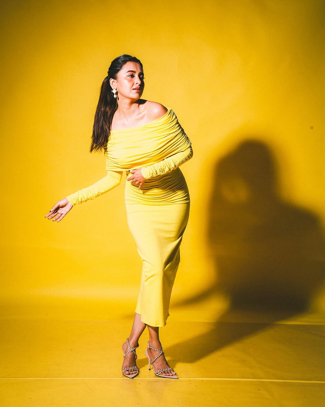 tejasswi yellow dress