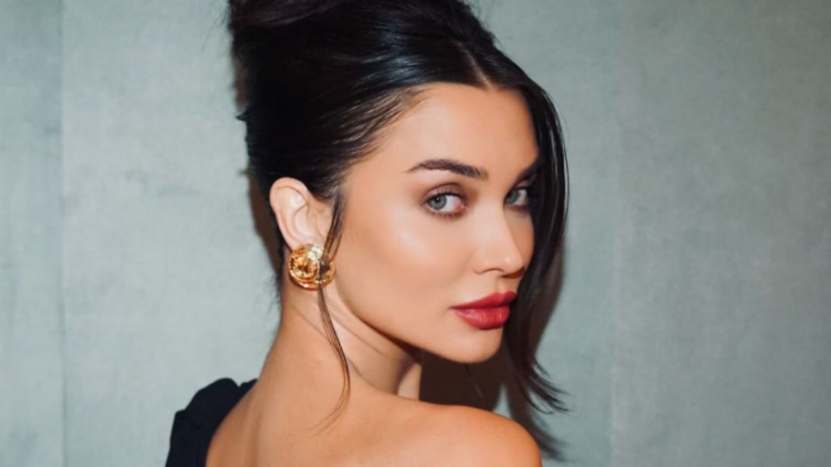 Amy Jackson Breaks The Internet With Nearly Nude Baby Bump Photo