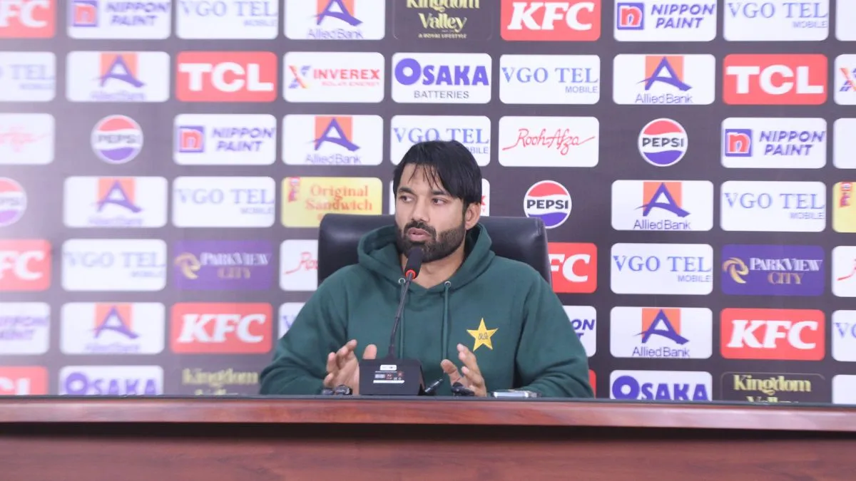pakistan-national-cricket-team-vs-new-zealand-national-cricket-team-mohammad-rizwan-babar-azam-pak-vs-nz-1st-odi-gaddafi-stadium