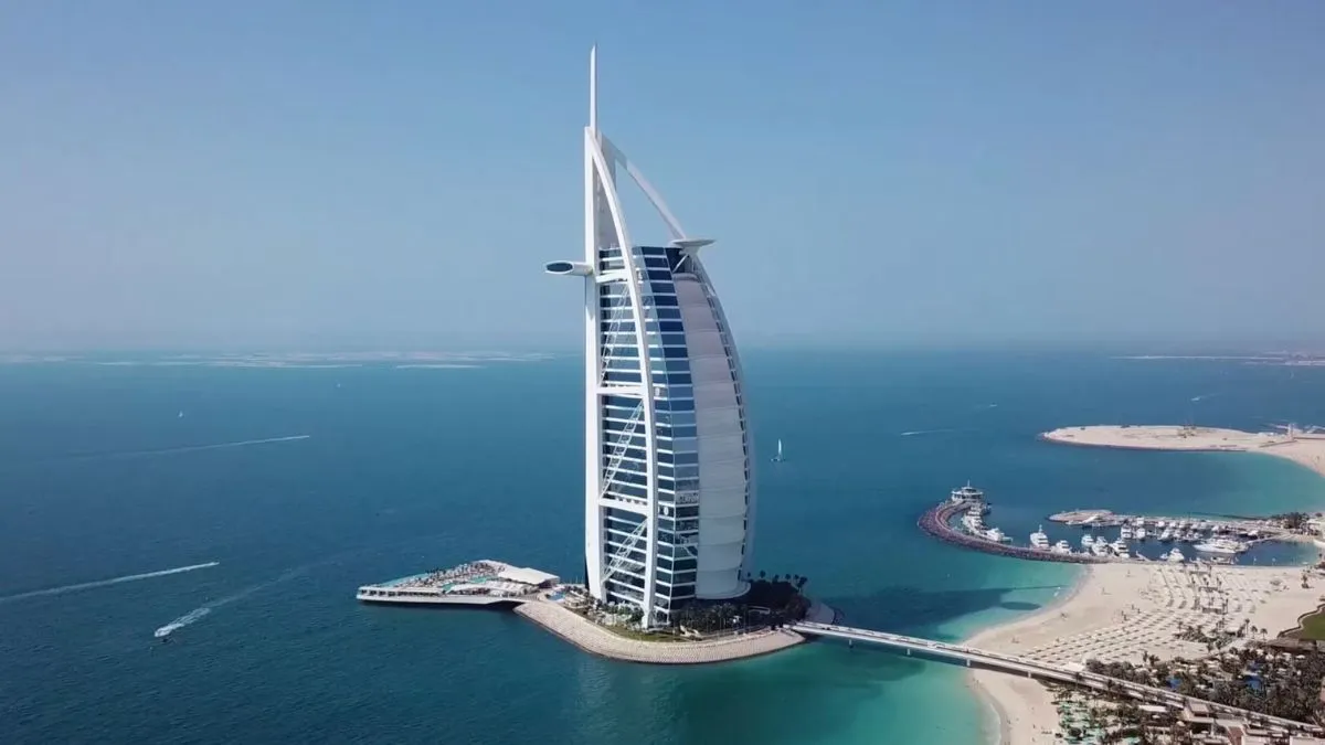 burj-al-arab-what-makes-this-rs-10-lakh-per-night-10-star-luxurious-hotel-so-exclusive