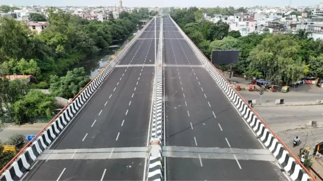 bengaluru-chennai-expressway-nhai-106-km-tamil-nadu-stretch-to-be-ready-by-year-end-know-full-details