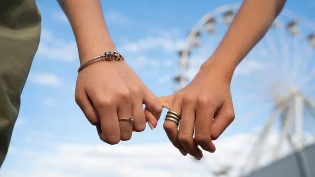 promise-day-2025-meaningful-promises-every-couple-should-make-for-strong-bond