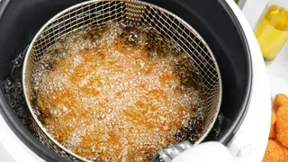 What Happens When You Consume Too Much Oil In Your Meals? 5 Health Hazards To Know