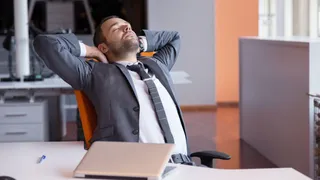 Desk Jobs And Piriformis Syndrome: Is Your 9 To 5 Ruining Your Body? Expert Explains