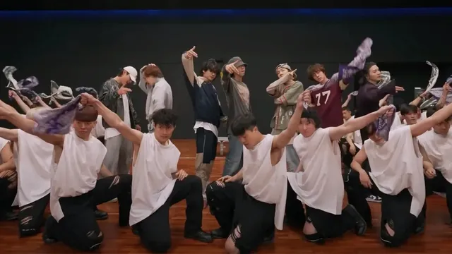 bts-jimin-jungkook-v-and-others-set-internet-ablaze-with-dance-moves-on-punjabi-song-rang-rara-riri-rara-in-fanmade-viral-video