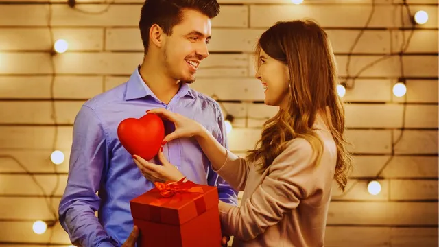 valentines-day-2025-7-vastufriendly-gifts-for-your-sweetheart-to-make-your-love-bloom