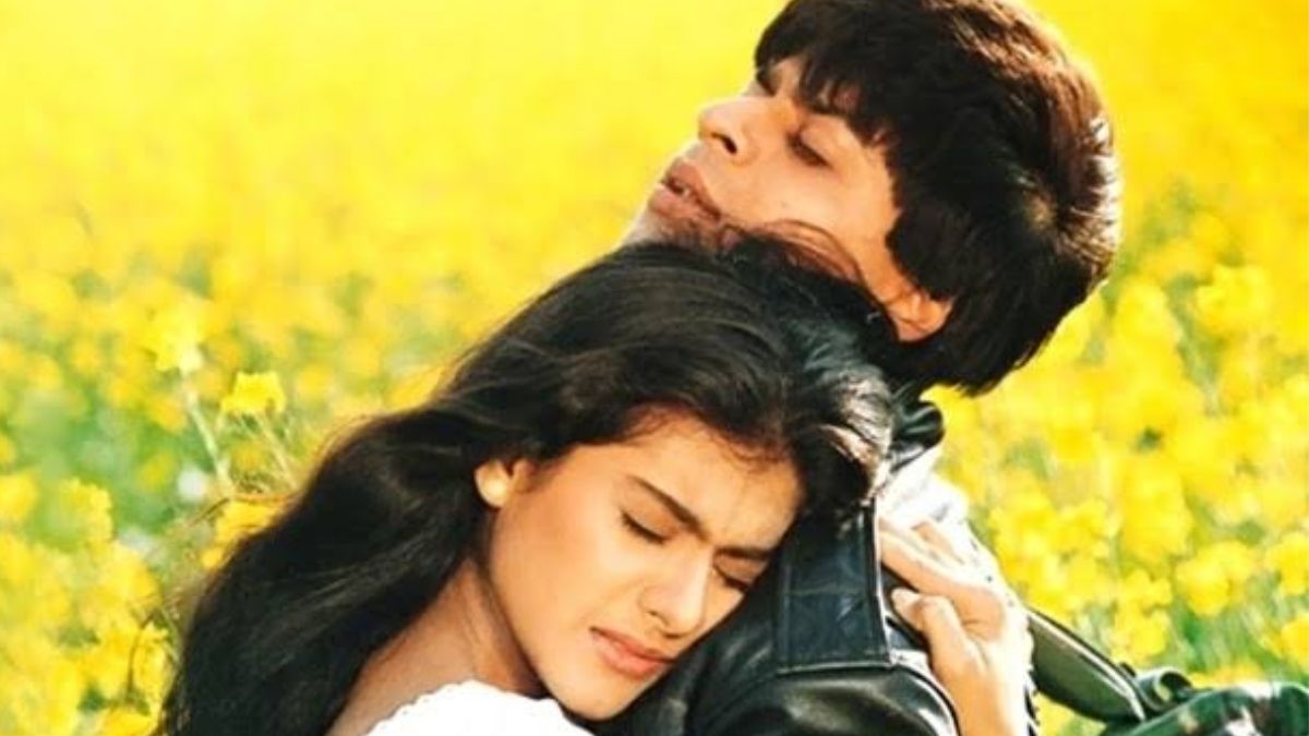 ddlj hug scene hug day