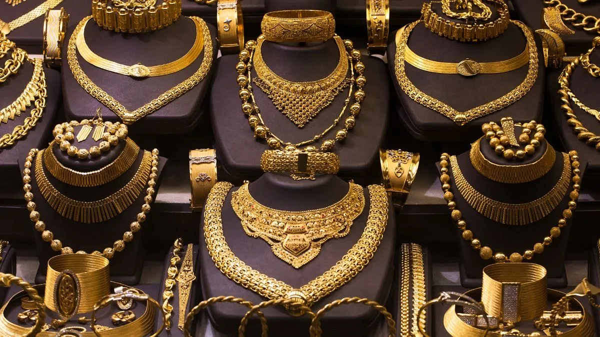 gold-purity-chart-how-to-check-hallmark-carats-and-purity-in-gold-jewellery