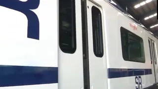 Indian Railways To Roll Out Chennai’s First Air-Conditioned EMU Train With Automatic Doors | WATCH
