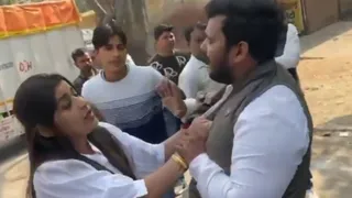 Ghaziabad: Female Lawyer Injured In Violent Clash Over Client Outside Sales Tax Office | WATCH