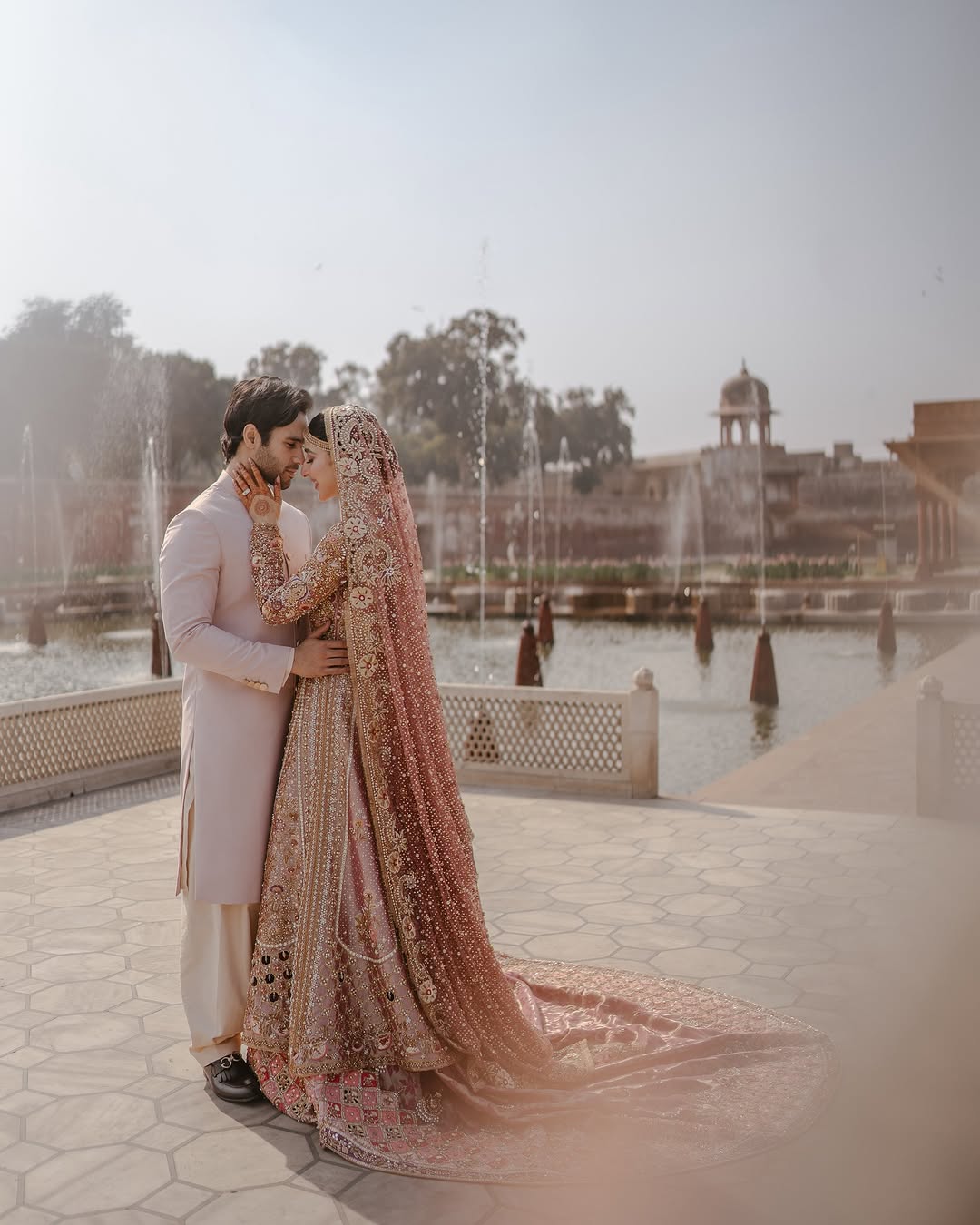 Sanam Teri Kasam Actress Mawra Hocane's Wedding Looks Serve Major Inspo ...