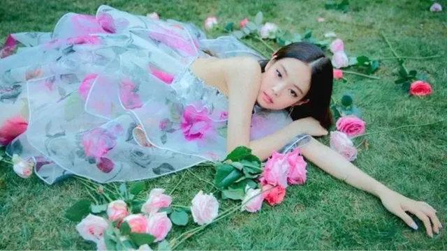 blackpink-jennie-solo-bts-jin-epiphany-and-more-self-love-kpop-songs-for-single-souls-out-there-valentines-day-playlist