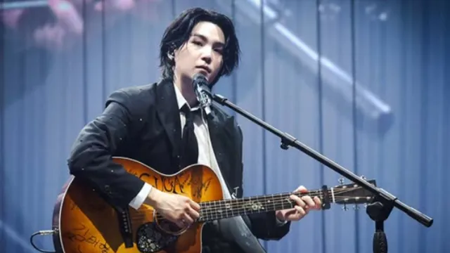 bts-suga-agustd-hits-15-million-spotify-followers-armys-celebrate-always-by-your-side-min-yoongi