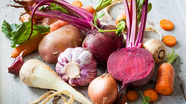 5-easy-ways-to-clean-your-root-vegetables-before-cooking-them