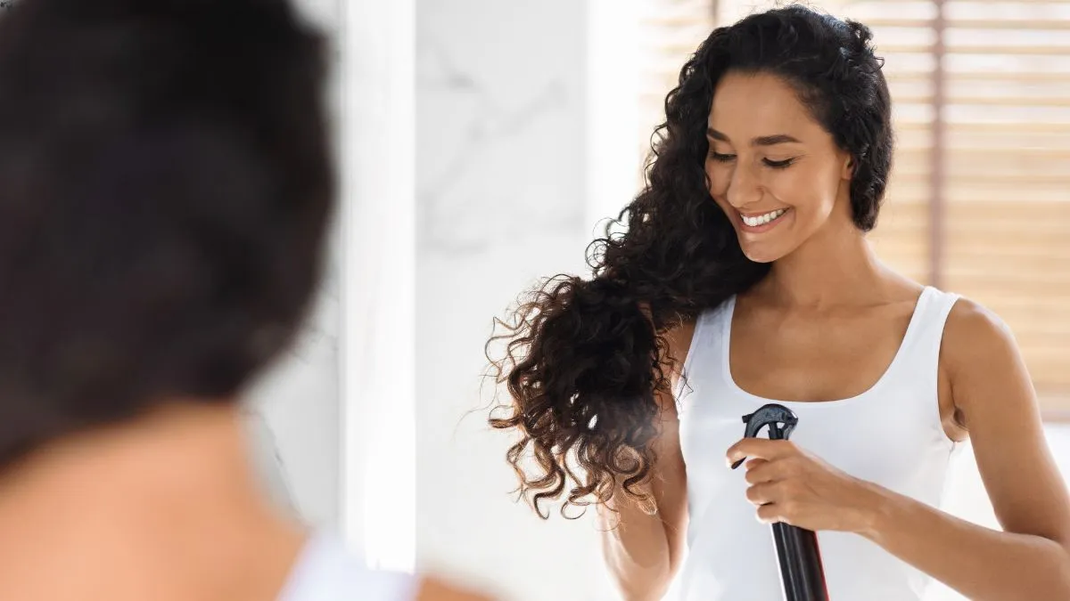 clove-water-for-haircare-5-reasons-to-use-this-magical-remedy-every-night-before-bed