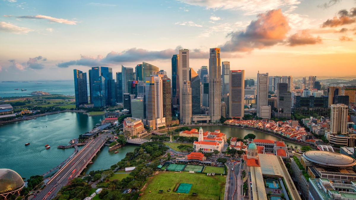 top 10 peaceful countries in the world singapore