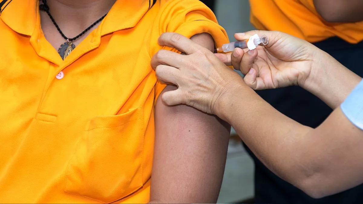cancer-vaccine-for-women-to-target-breast-oral-and-cervical-cancers-to-be-available-in-five-six-months-union-minister