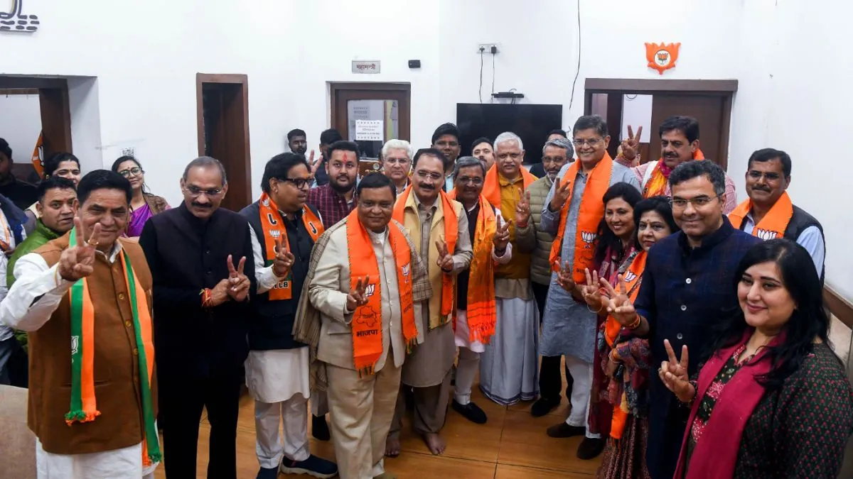 who-will-be-delhi-cm-bjp-legislative-party-to-hold-meeting-tomorrow-oath-ceremony-on-feb-20-check-list-of-top-contenders