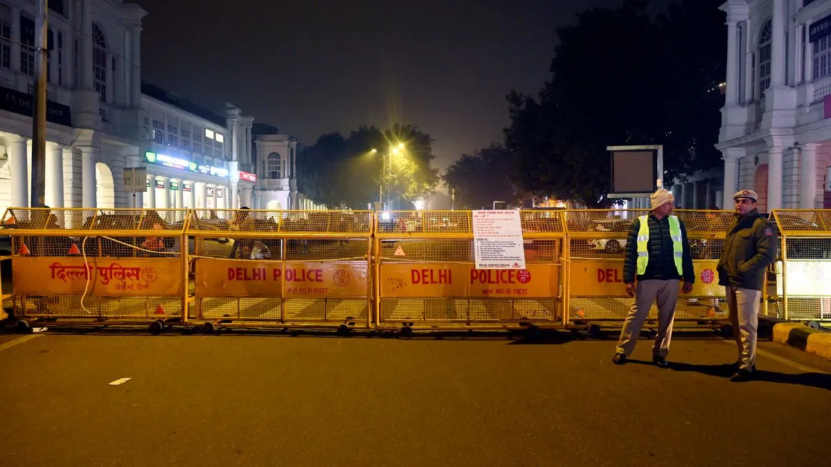 delhi-traffic-advisory-issued-for-new-cm-swearing-in-ceremony-on-february-20-check-routes-to-avoid