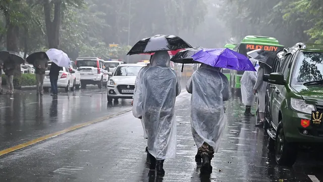 delhincr-sees-rainfall-imd-predicts-more-showers-in-up-and-northern-india