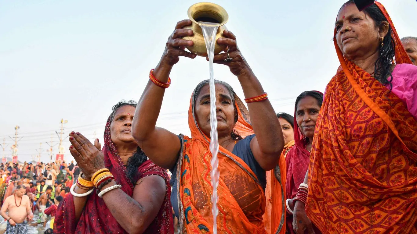 up-police-to-arrest-those-buying-selling-videos-of-women-bathing-at-mahakumbh-103-accounts-identified