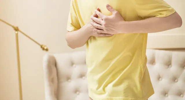 hyderabad-news-student-dies-of-heart-attack-on-way-to-school-in-telangana-teachers-in-shock