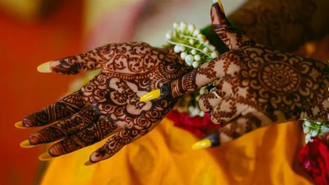 top-10-mehndi-designs-for-brides-choose-from-these-pretty-designs-to-look-your-best