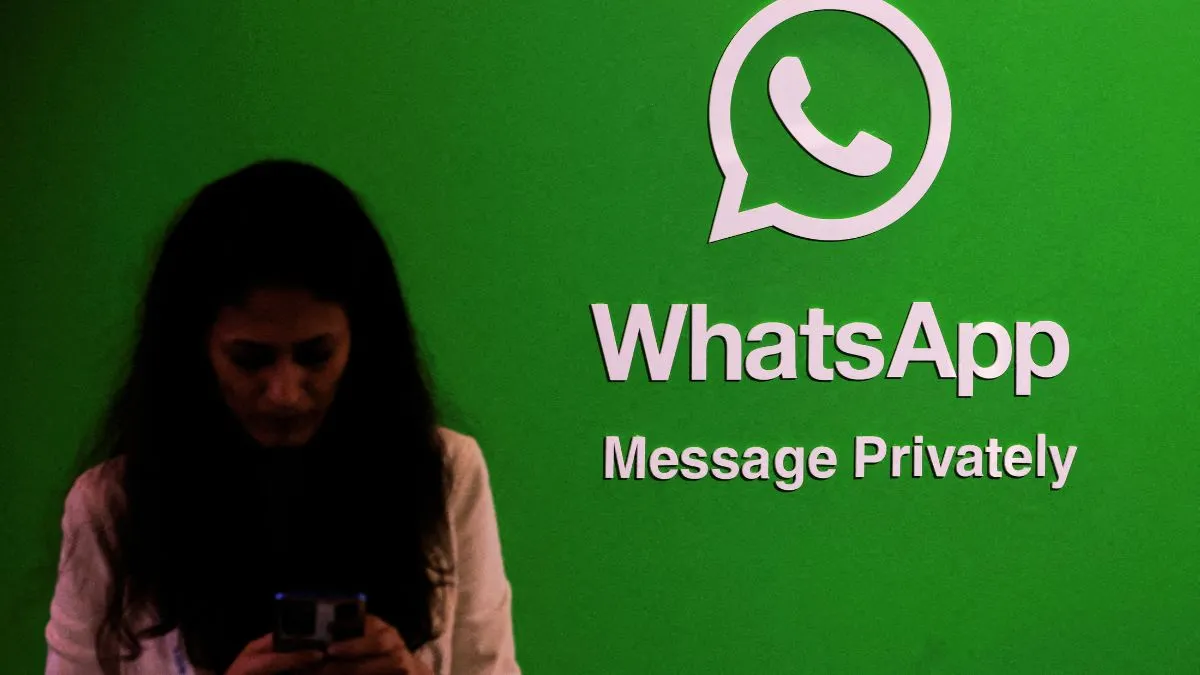 whatsapp-down-thousands-worldwide-unable-to-send-or-receive-messages-in-global-outage-updates