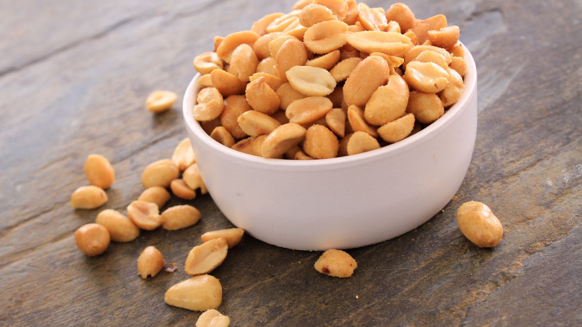 Salted Peanuts Pair Best With Alcohol