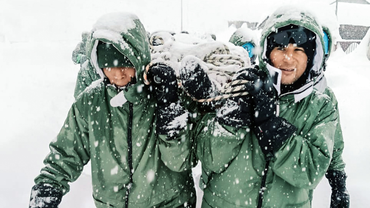 uttarakhand-avalanche-rescue-operation-eight-dead-snowfall-in-mana-pass-body-recovered-from-snow-block-latest-update
