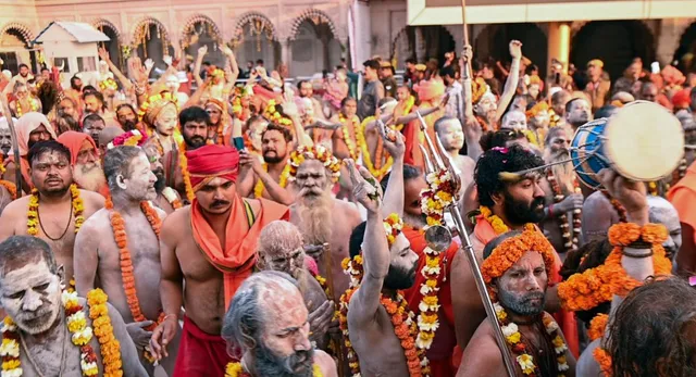 over-200-naga-sadhus-to-begin-fiveday-panchkroshi-yatra-in-kashi-after-prayagraj-kumbh