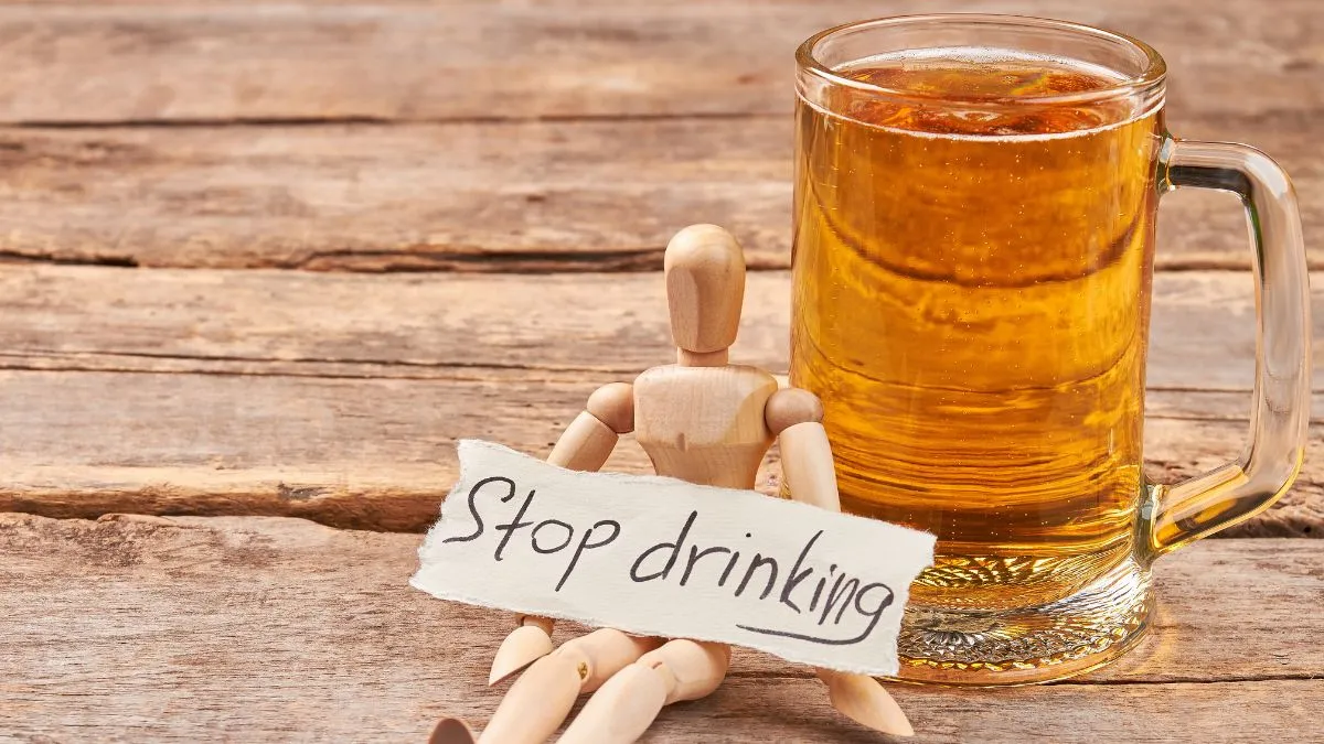 stop-drinking-alcohol-know-these-side-effects-of-consuming-too-much-liquor