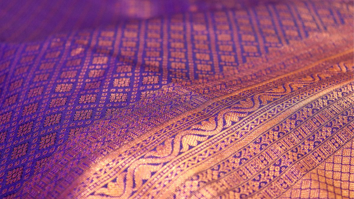 ways to remove stains from silk sarees 