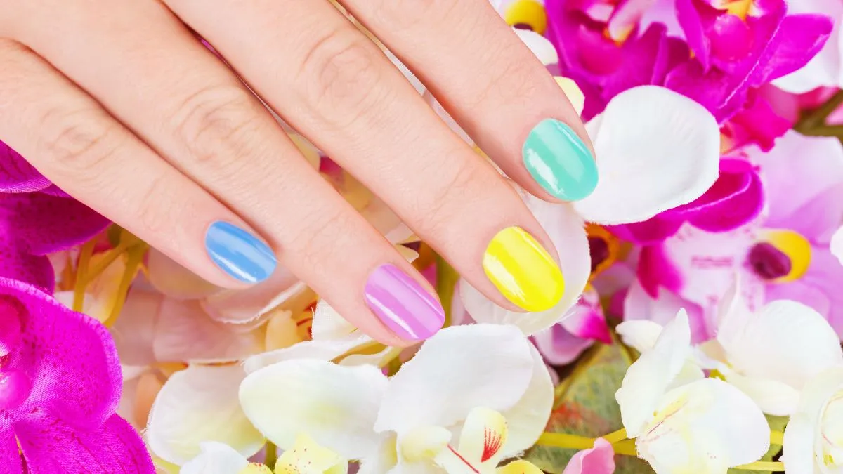6-best-nail-polish-shades-that-perfectly-match-dusky-skin-tone-neon-burgundy-and-more