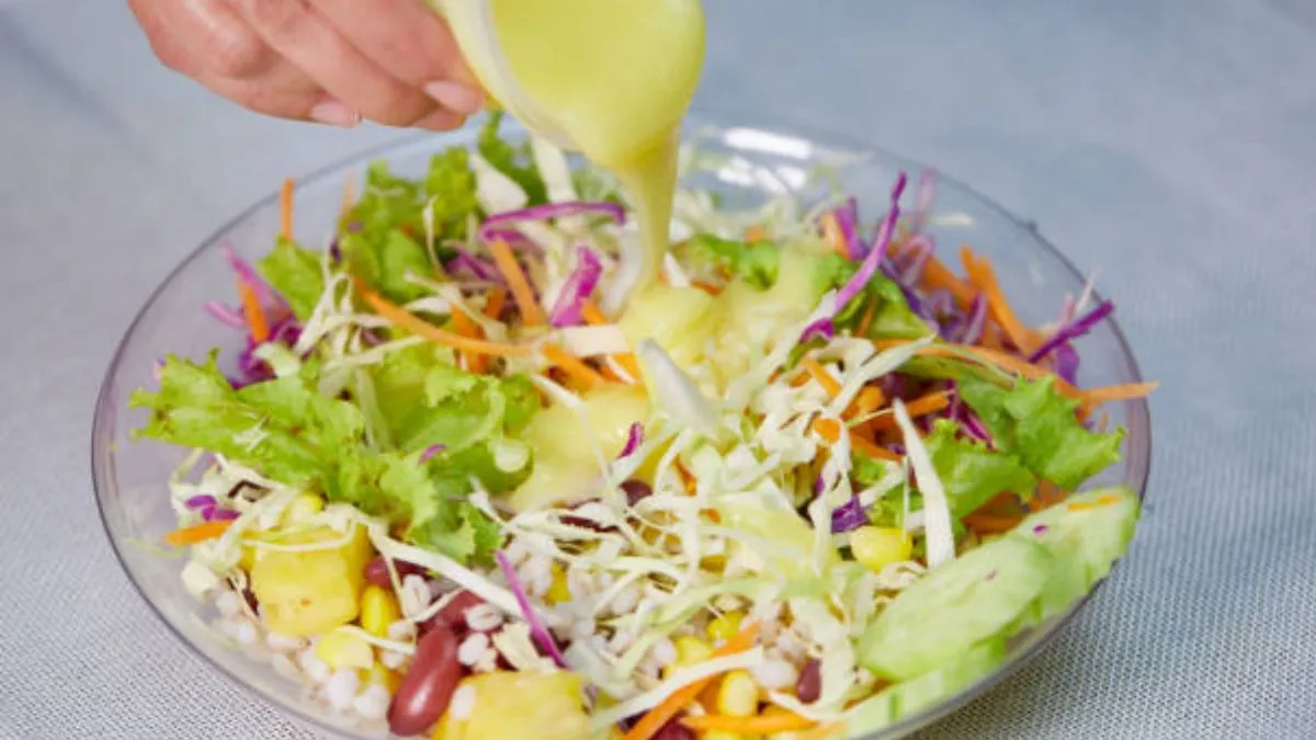 are-you-eating-salads-in-the-right-way-5-things-you-should-never-add-to-platter
