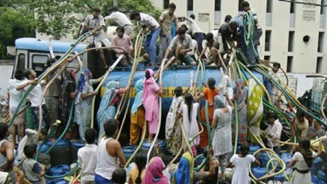 delhi-water-issue-pwd-minister-parvesh-verma-reveals-plan-to-solve-supply-problem-in-34-slums-watch