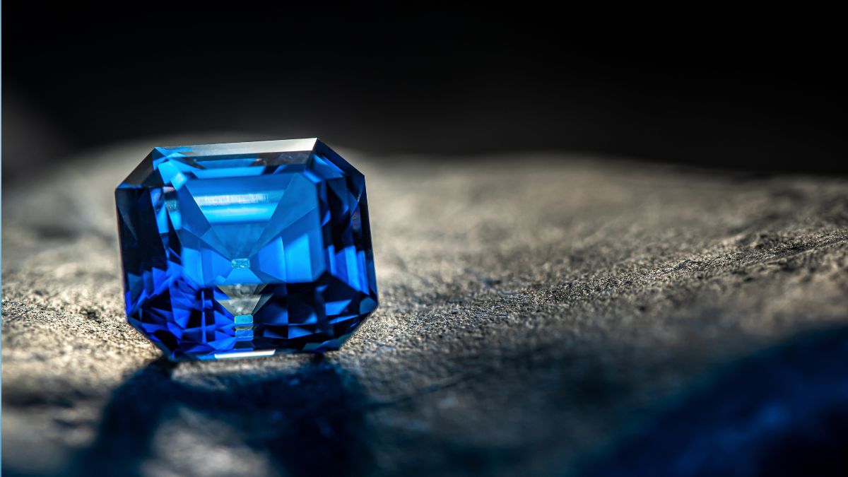 top 10 most valuable and expenisve gemstone in the world (3)