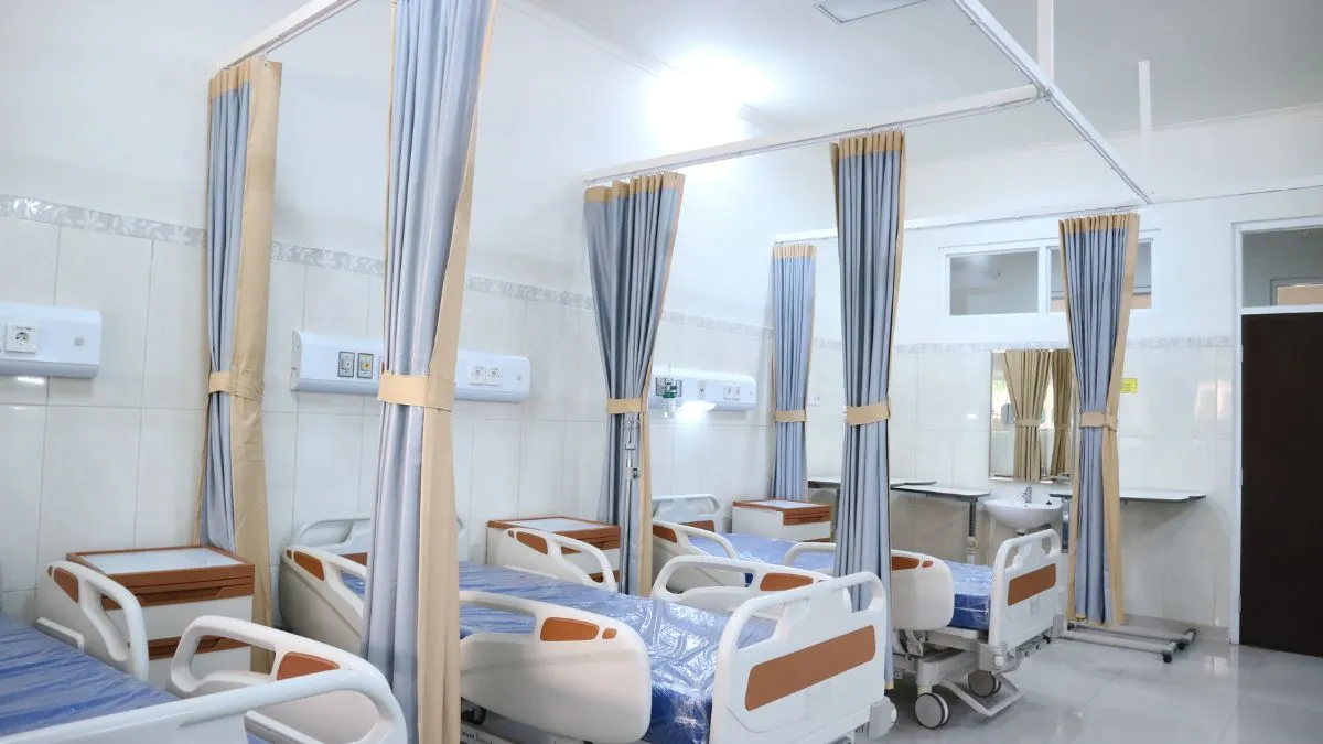 punjab-over-dozen-patients-suffer-reactions-to-iv-glucose-at-sangrur-hospital-govt-pulls-stock-statewide