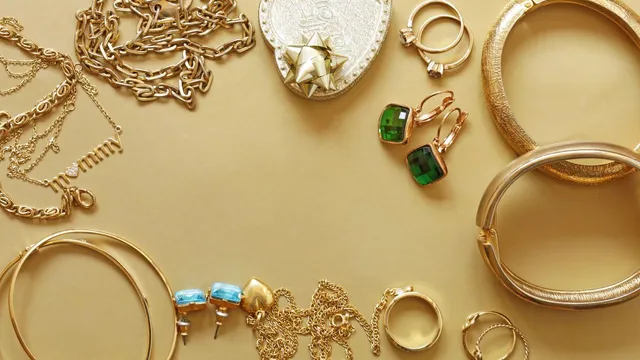 4-simple-tips-to-maintain-the-shine-of-your-artificial-jewellery